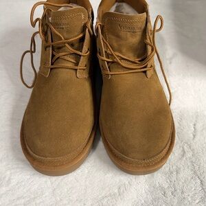 Koolaburra Womens Brown Suede Chukka Boots